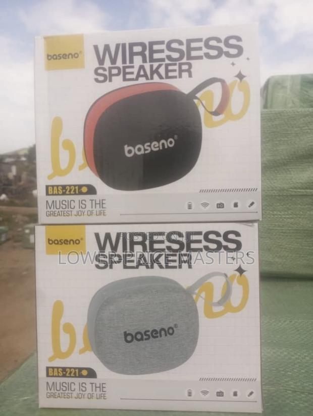 New Deep Bass Portable Speaker · Photo 1