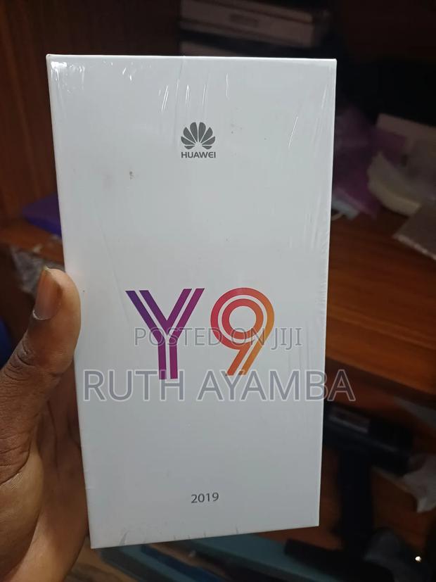 New Huawei Y9 2019 128 GB Black · Photo 1
