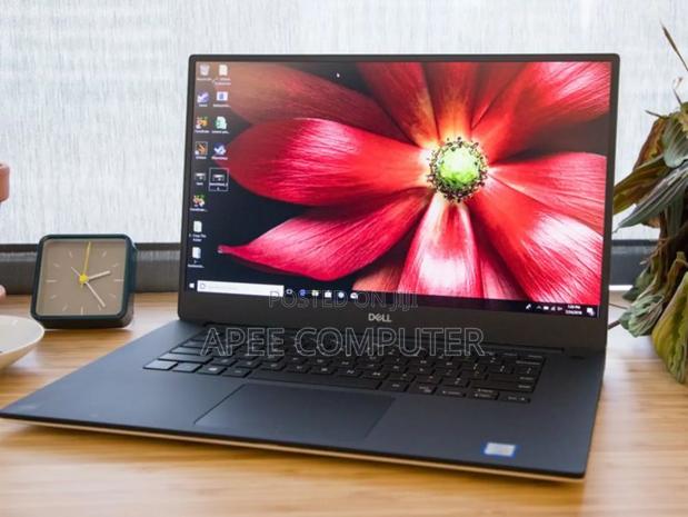 Laptop Dell Precision 5520 16GB Intel Core i7 SSD 512GB · Photo 1