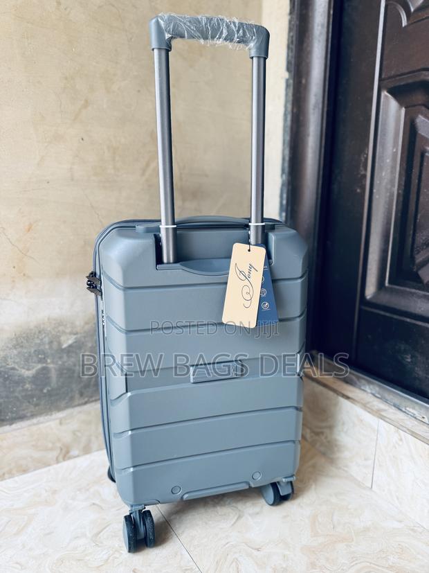 Ultra Strong Small Size 18inches Hand Luggage Anticrack Traveling Bag · Photo 2