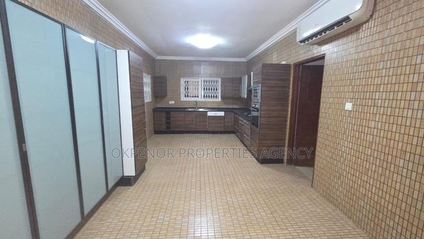 4bdrm House in Lashibi,Com18, Accra Metropolitan for rent · Photo 6