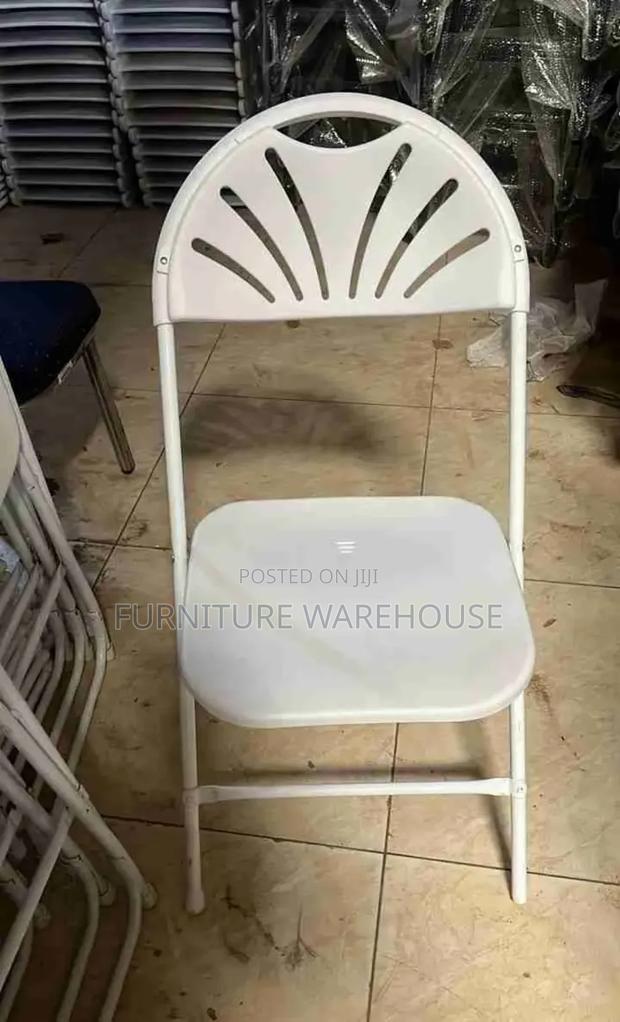 Folding Chair (Fanback) · Photo 3