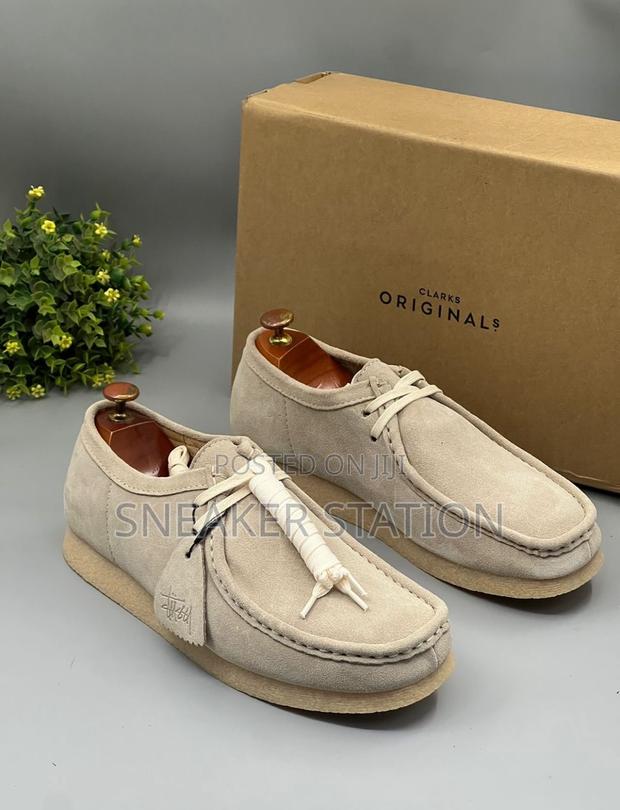 Original Clarks Wallabies Available · Photo 1
