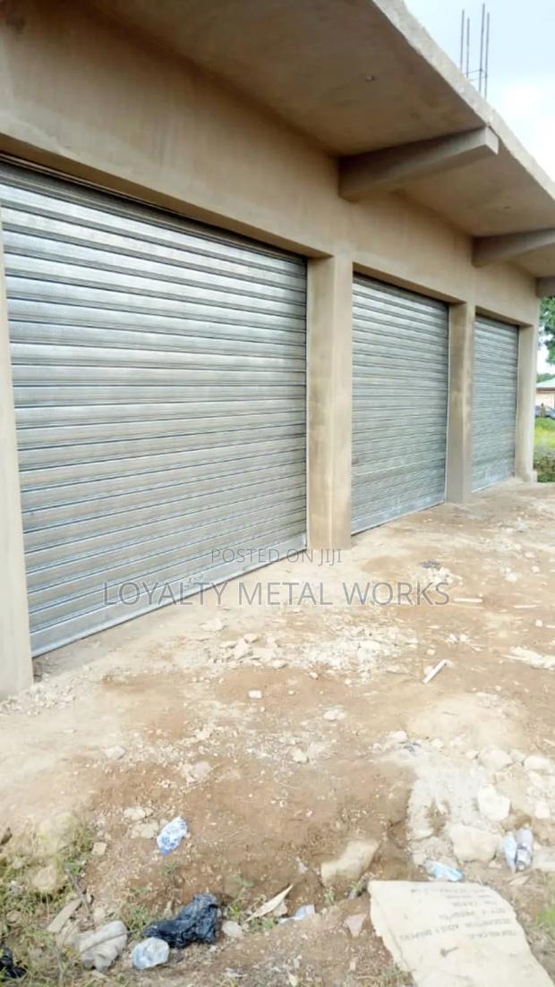 Quality Shatter Rolling Gates and Panels · Photo 1