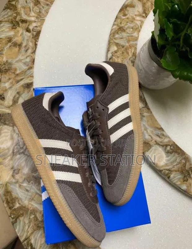 Adidas Samba Og Earth Strata Wonder White Sneakers · Photo 2