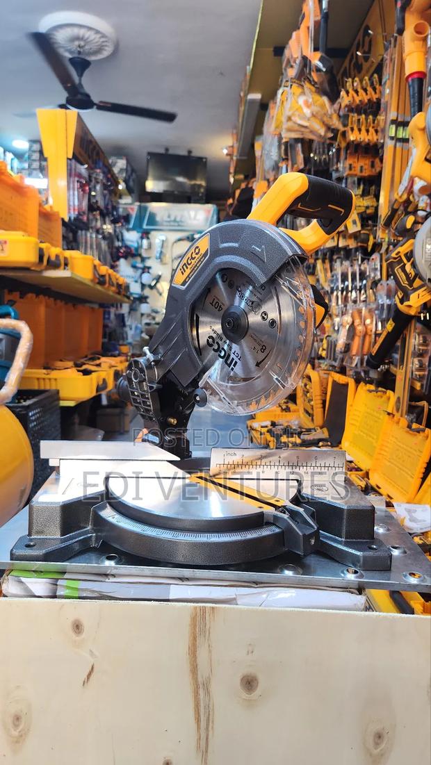 Ingco Cordless Mitre Saw · Photo 2