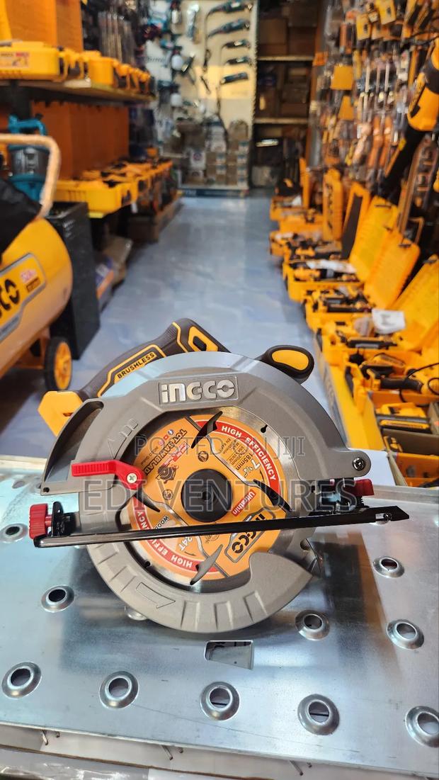 Ingco Cordless Circular Saw 71⁄4 Inch · Photo 2