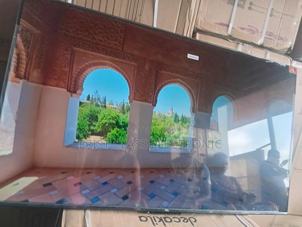 Experience Lifelike Colors on the TCL 55 Inches Smart Display · Photo 1