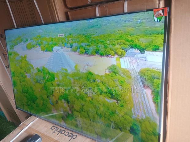 Brilliance With Smart Performance — TCL 55 Inches TV. · Photo 1