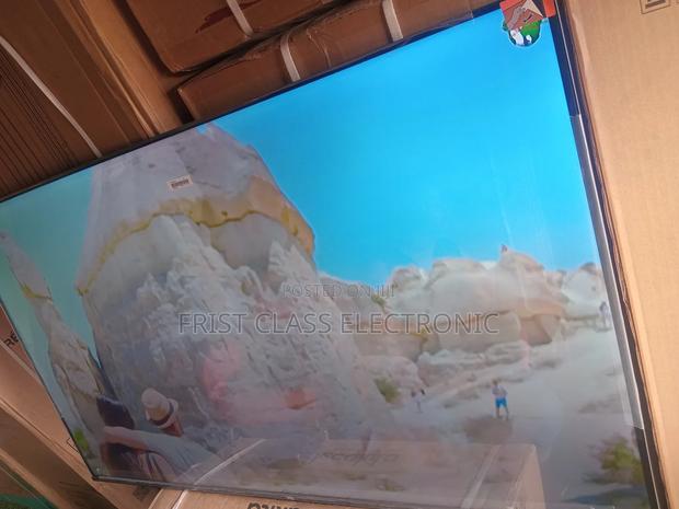 The Perfect Mix of Style and Performance, TCL 55" Smart · Photo 2