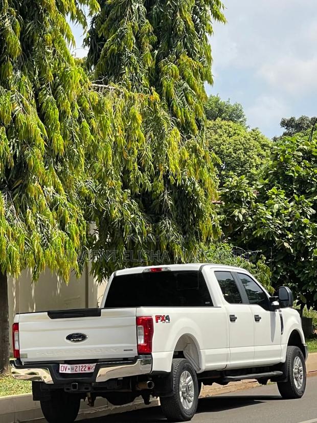 Ford F-150 2017 White · Photo 6