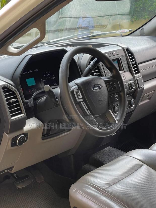 Ford F-150 2017 White · Photo 8