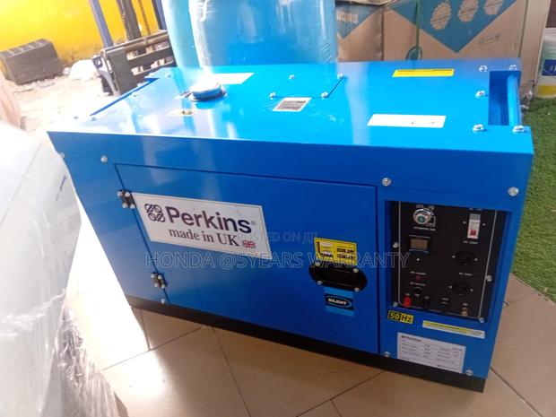 British Standard 16500watt 15kva Perkins Diesel Generator · Photo 1