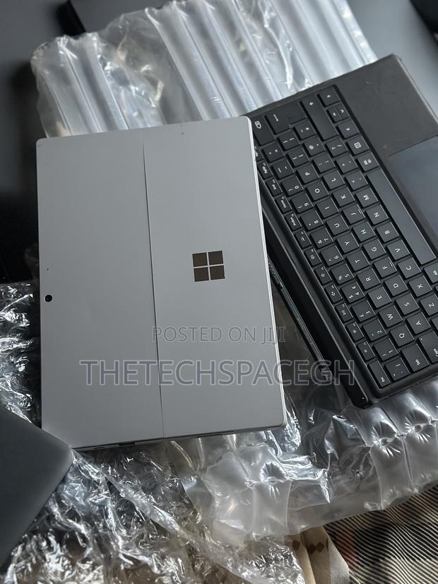 Laptop Microsoft Surface Pro 7+ 8GB Intel Core I5 SSD 256GB · Photo 2