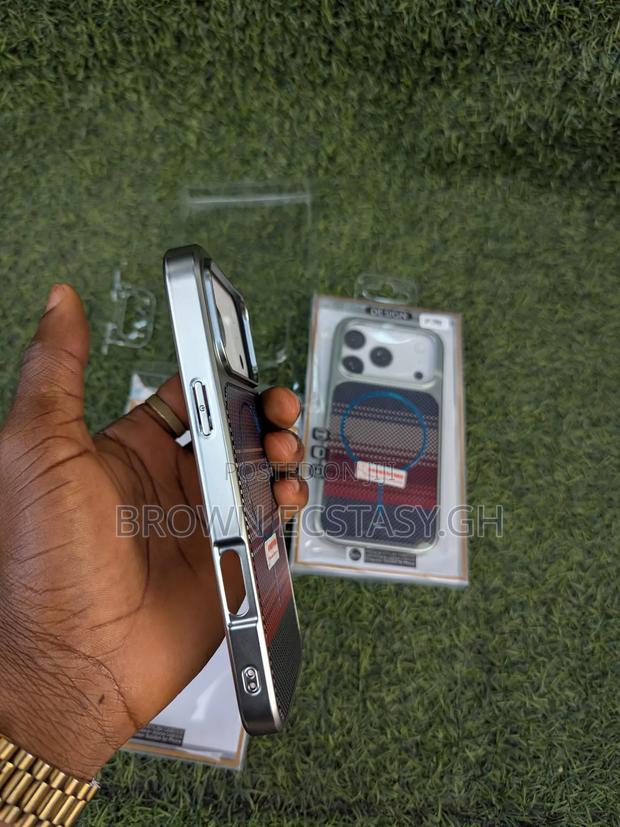 iPhone 17 Pro Metal Like Case · Photo 6