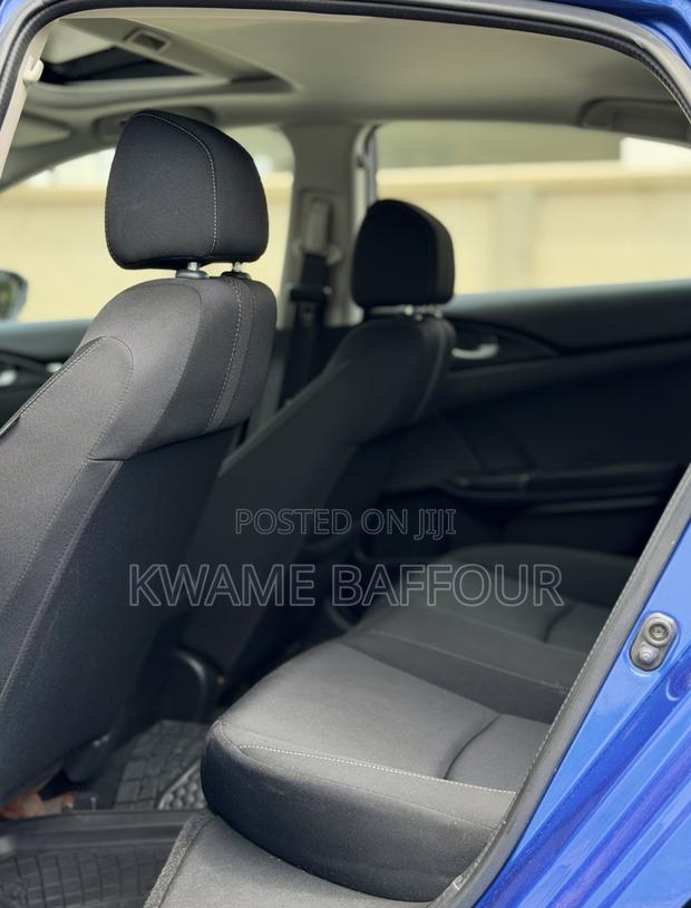 Honda Civic 2018 Blue · Photo 6