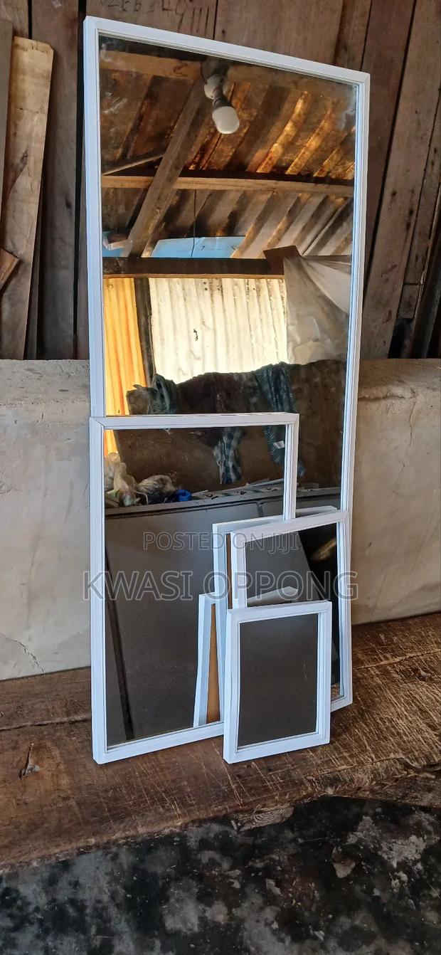 Framed Mirror For Sale · Photo 3