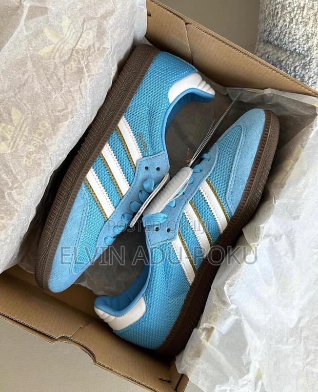 Adidas Samba Unisex Sneaker In Different Colours , Swipe >>>>> · Photo 2