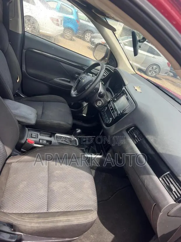 Mitsubishi Outlander SE AWC 2019 Red · Photo 1