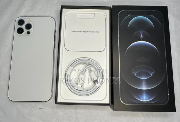 New Apple iPhone 12 Pro 256 GB White · Photo 2