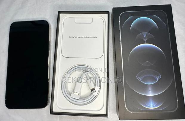 New Apple iPhone 12 Pro 256 GB White · Photo 1