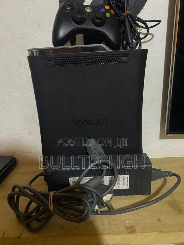 Microsoft Xbox 360 · Photo 4
