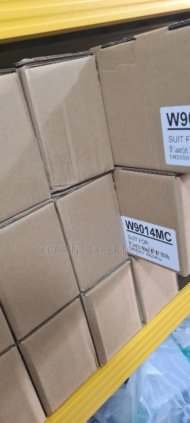 HP W9014mc Toner Cartridge · Photo 2