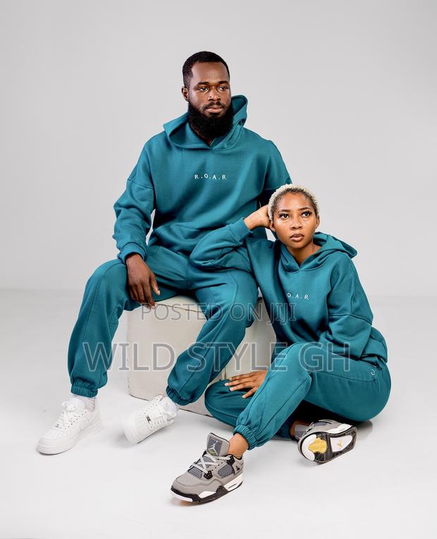 Quality Warm R.O.A.R Hoodie Tracksuits · Photo 5