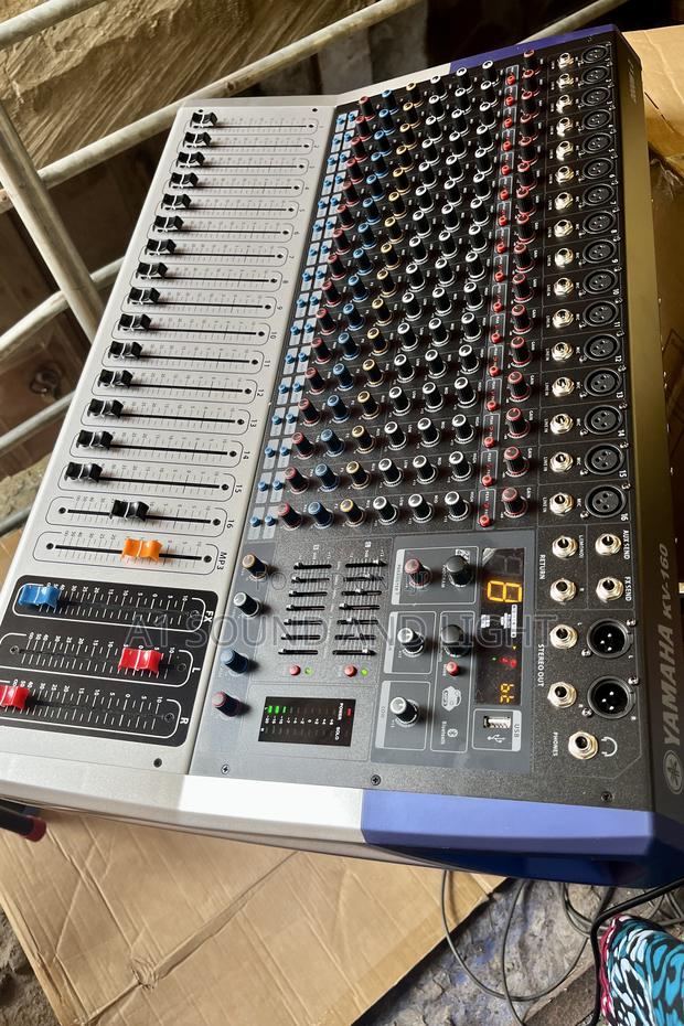 Yamaha 16 Channels Mixer With Amplifier [Kv-160] · Photo 3