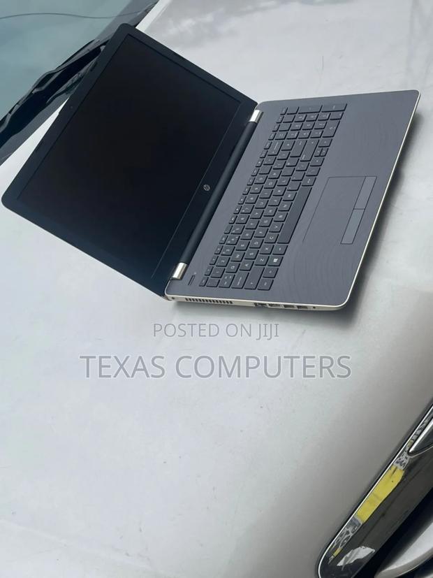 Laptop HP Pavilion 15 8GB Intel Core I7 SSD 256GB · Photo 3