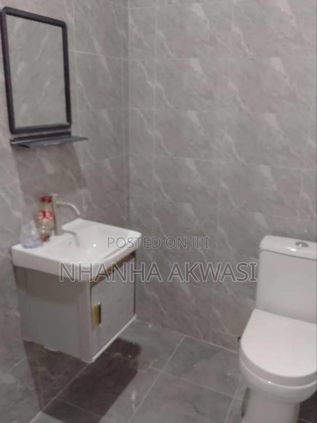 2bdrm Apartment in Lashibi Mf, Sakumono for rent · Photo 6