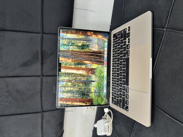 Laptop Apple MacBook Air 2022 M2 8GB Apple M2 SSD 256GB · Photo 2