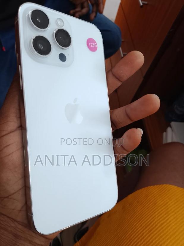 Apple iPhone 14 Pro Max 128 GB White · Photo 2