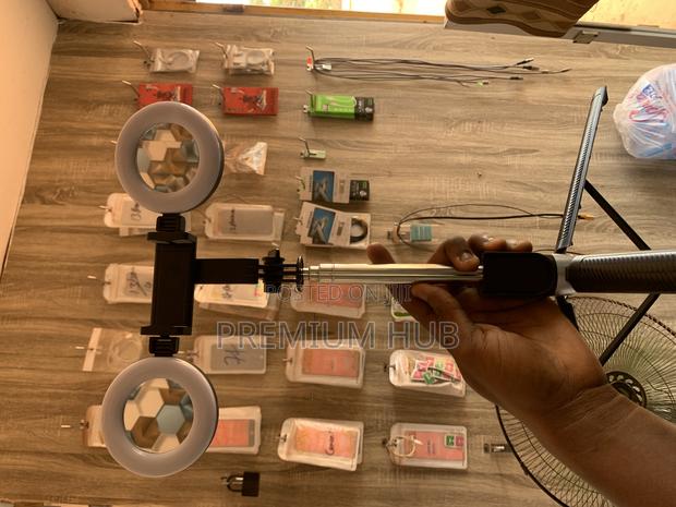 Portable Tripod (Selfie Stick) · Photo 2