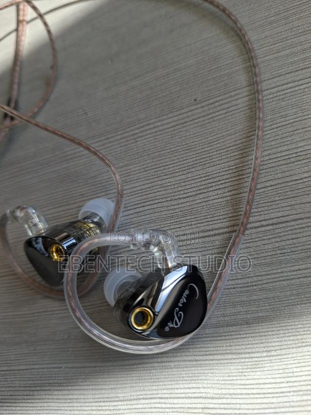 Kz Castor Pro in Ear Monitor Buds · Photo 2