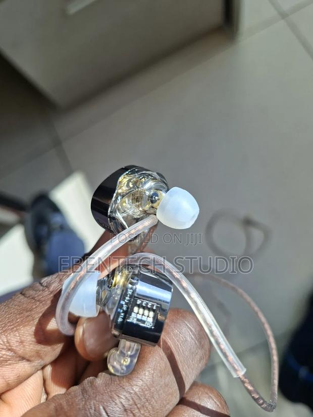 Kz Castor Pro in Ear Monitor Buds · Photo 4