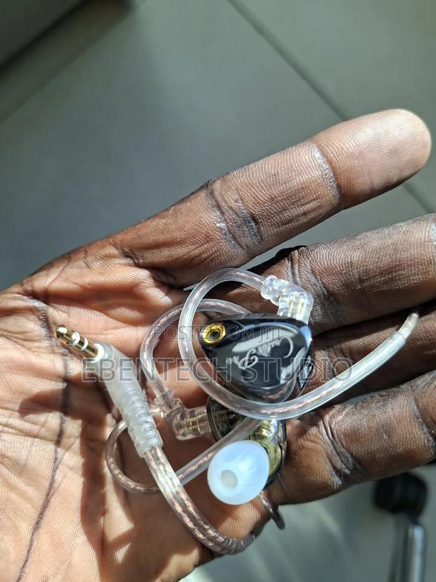 Kz Castor Pro in Ear Monitor Buds · Photo 6