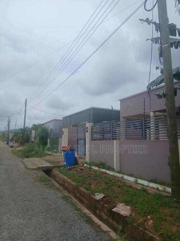 3bdrm House in Self Compound, Abokobi for rent · Photo 1