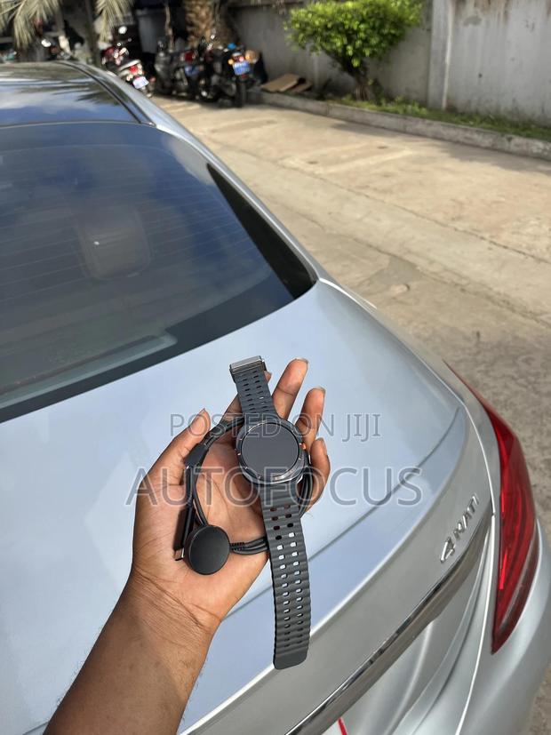 Samsung Galaxy Ultra Watch · Photo 8
