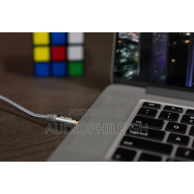 Philips 3.5mm Elite Audio Cable · Photo 7