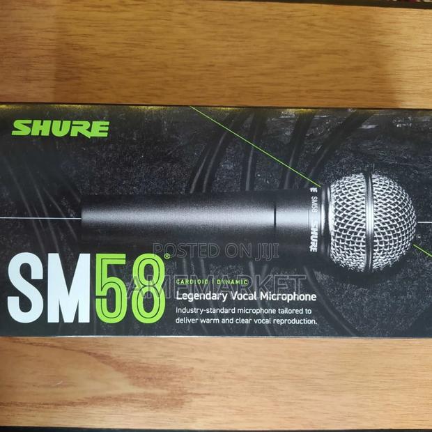 Shure Sm58 Professional Studio Live Performance Microphone · Photo 1