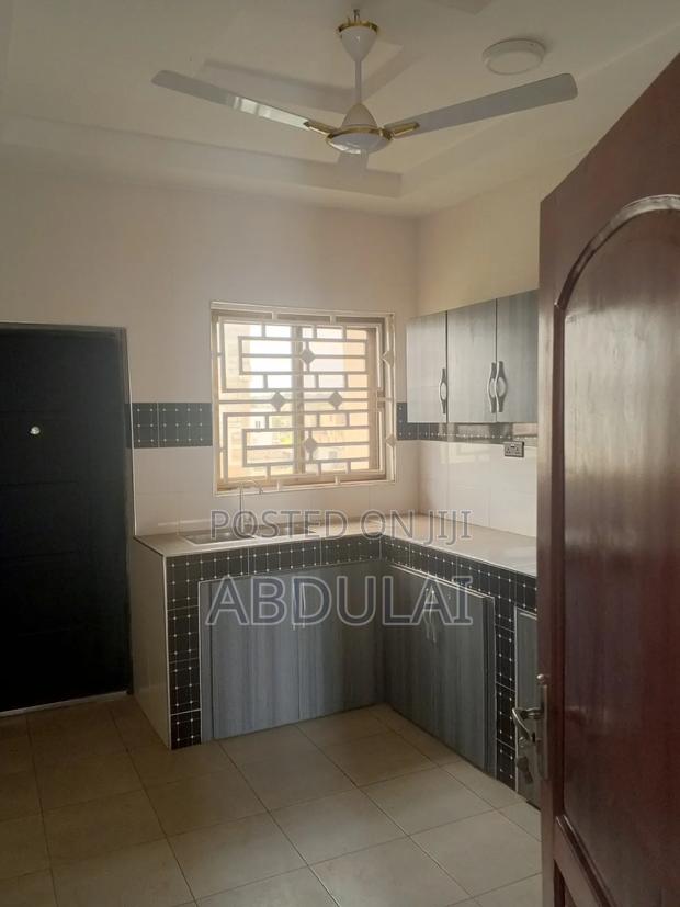 2bdrm Apartment in Abu Abdulai , Pillar 2 for rent · Photo 4