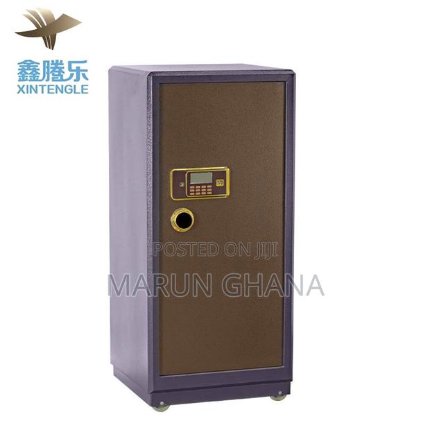 Fireproof Security Safe Locker 160kg And 5+Feet Hight · Photo 1