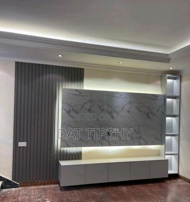 Wall Mount Tv Console · Photo 2