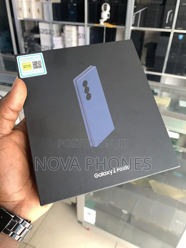 New Samsung Galaxy Z Fold6 256 GB · Photo 1