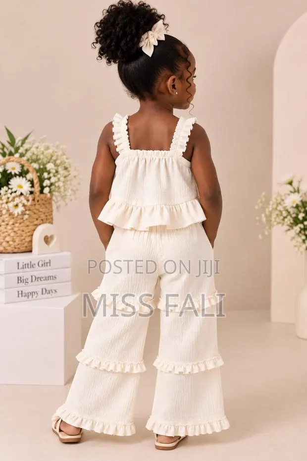 Ivory Ruffle Co-Ord Set. 3-4Years · Photo 2