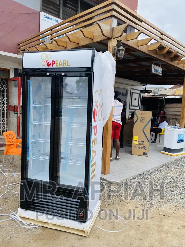 Chill Out in Style With Pearl Display Fridge PVC 622-2b · Photo 1
