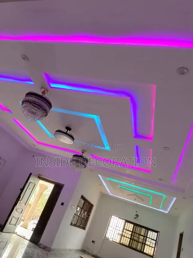 P.o.p Ceiling · Photo 1
