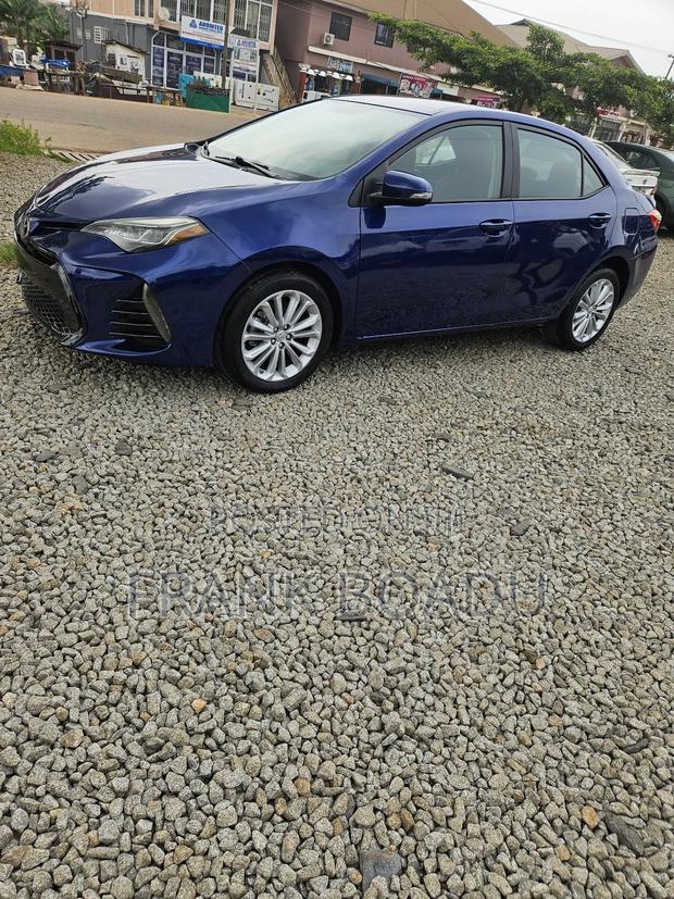 Toyota Corolla 2016 Blue · Photo 5