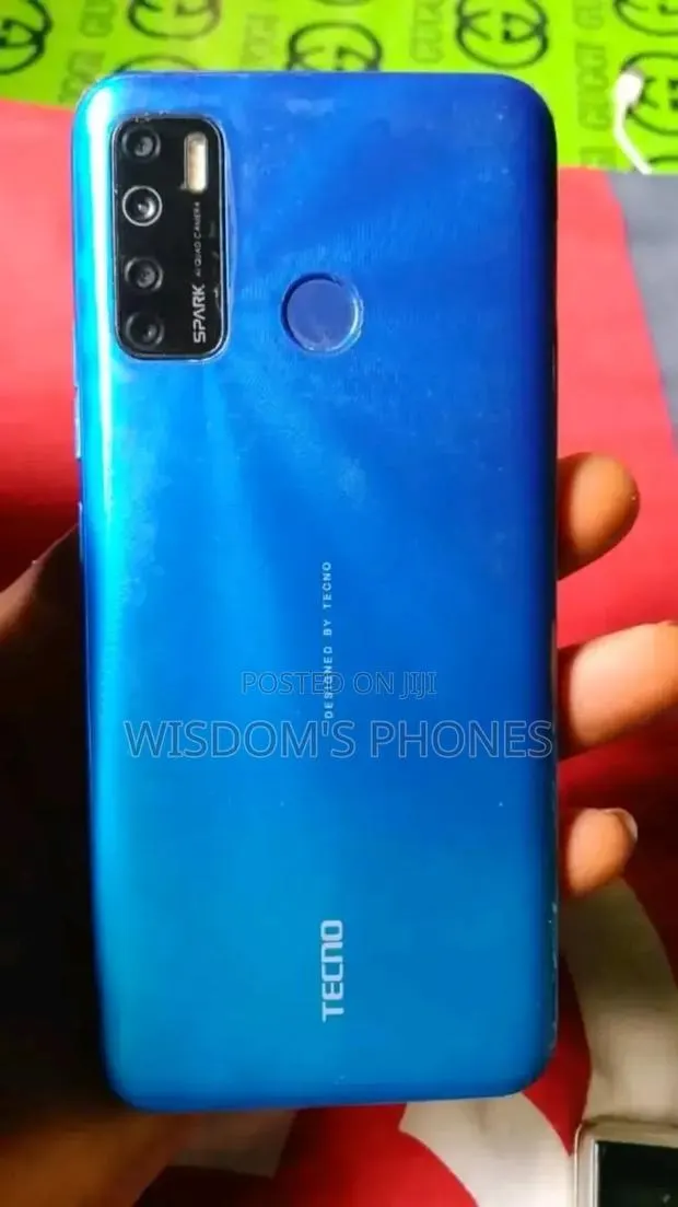 Tecno Spark 5 32 GB Blue · Photo 1